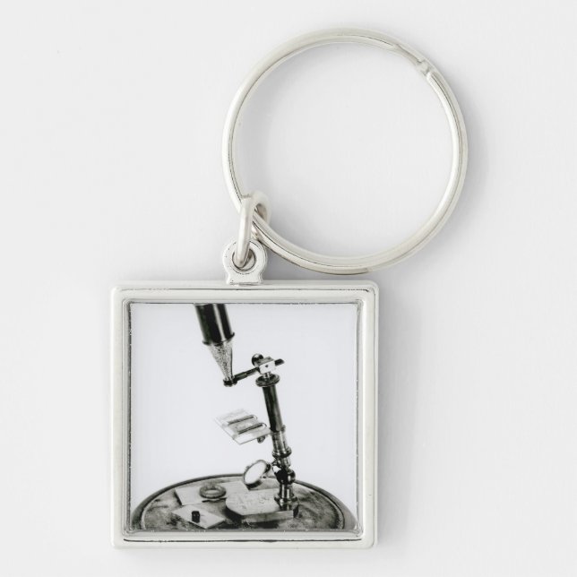 Darwin's microscope key ring (Front)