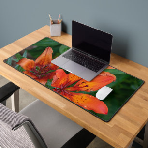 Daylily Botanical Print, Canadian Photography Desk Mat