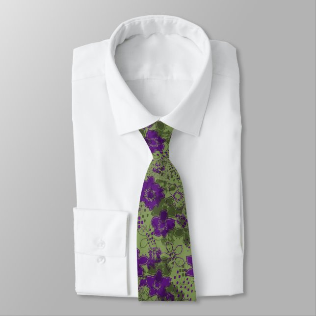 Daytrip Floral Vintage Two-sided Tie (Tied)