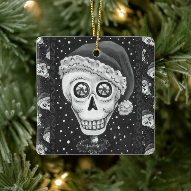 DEAD HEAD SANTA SKULL, CHRISTMAS SKELETON HUMOR CERAMIC ORNAMENT (Tree)