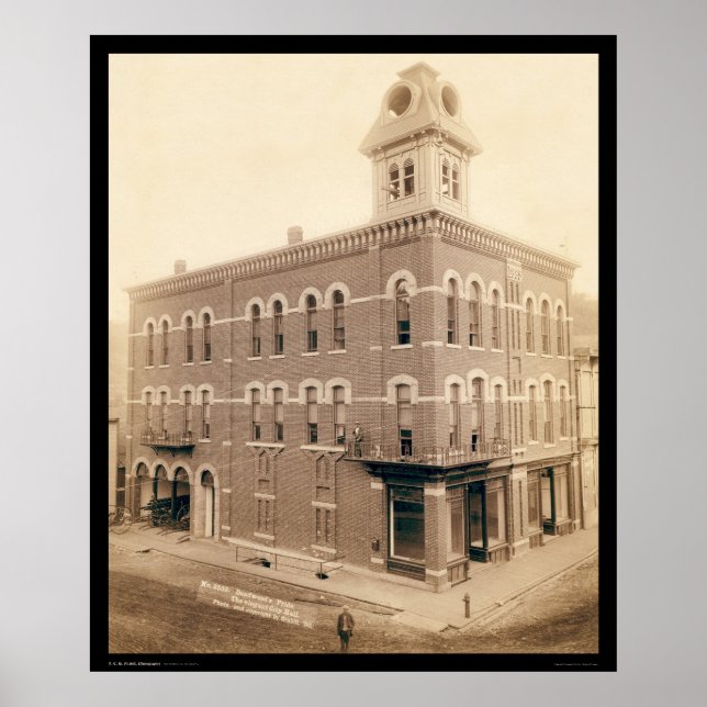 Deadwood's Elegant City Hall SD 1890 Poster (Front)