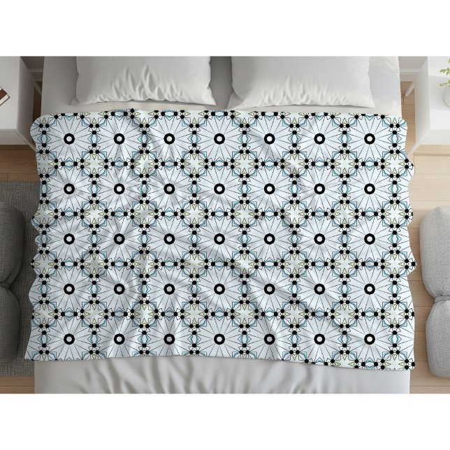 Decorative black and white circular patterned  fleece blanket (Creator Uploaded)
