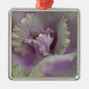 Decorative cabbage metal tree decoration