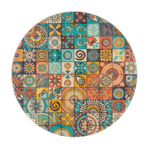 Decorative Elements: Vintage Hand-Drawn Pattern Cutting Board