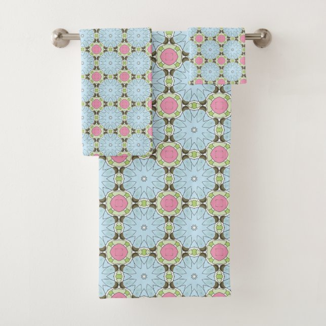 Decorative gold circle geometric patterned  bath towel set (Insitu)