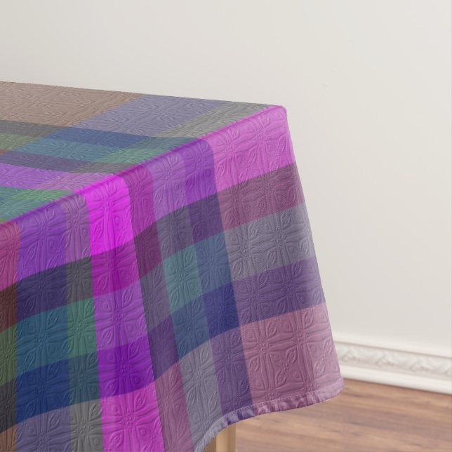 Decorative Plaid Tablecloth (In Situ)