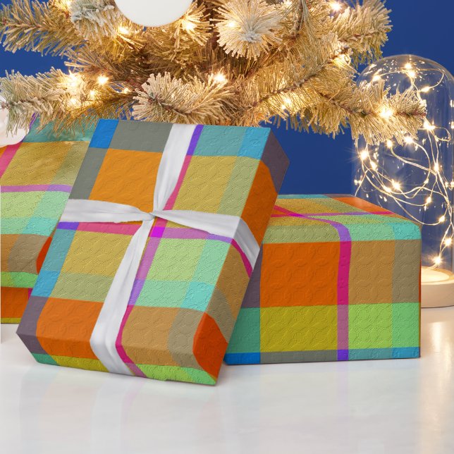  Decorative Plaid Wrapping Paper (Holidays)