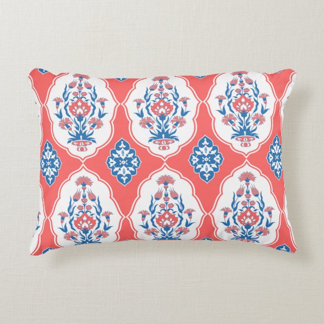 Decorative seamless pattern in traditional orienta cushion (Front)