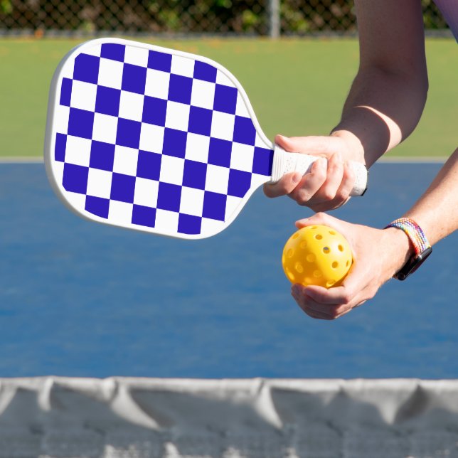 Deep blue chequered  pickleball paddle (Insitu)