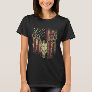 Deer Hunters Deer Skull on American Flag T-Shirt