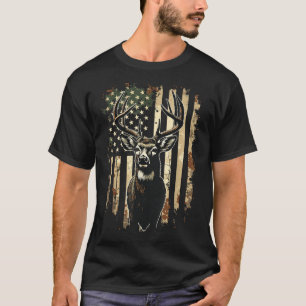 Deer Hunting American Flag  T-Shirt