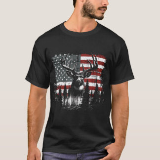Deer Hunting American Flag Whitetail Buck  T-Shirt