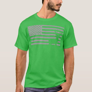 Deer Hunting And America Flag Hunting Lover Gift T-Shirt