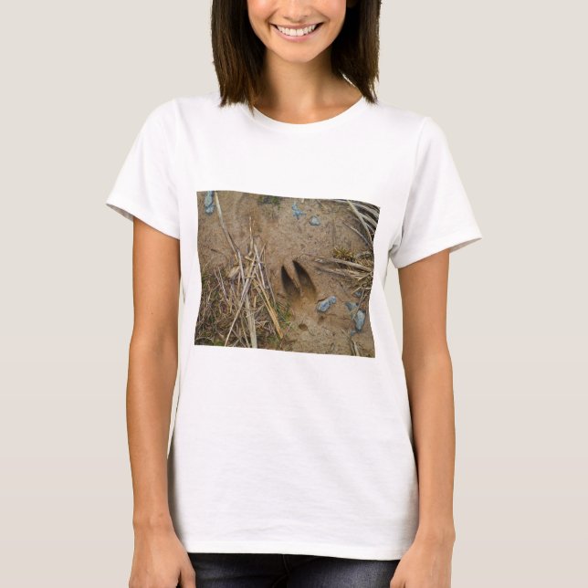 deer track T-Shirt (Front)