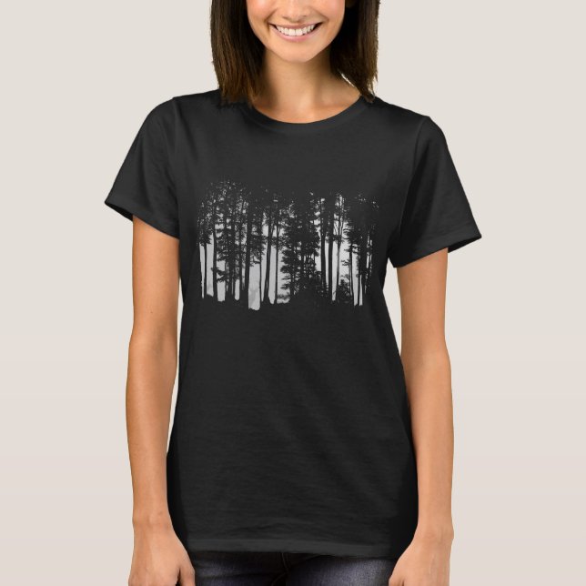 Deer waiting in the misty night forest T-shirt. T-Shirt (Front)