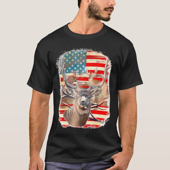 Deers With America Flag Western 4Th Of July Huntin T-Shirt (Front)