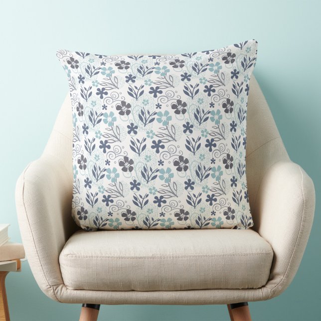 Dekokissen mit floralem Muster  Cushion (floral throw pillow)