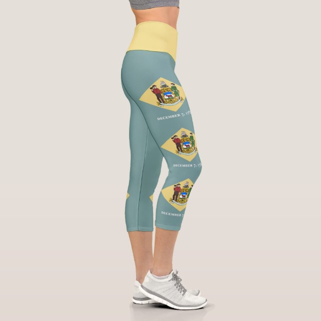 Delaware State Flag Capri Leggings (Right)