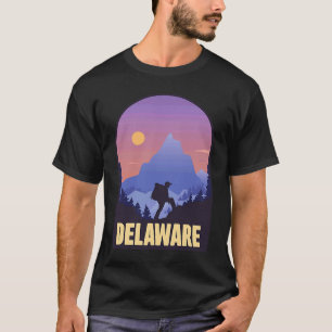 Delaware State USA Hiking Trip Souvenir T-Shirt