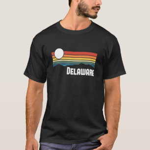 Delaware Vintage Sunset 80s Retro Summer State USA T-Shirt