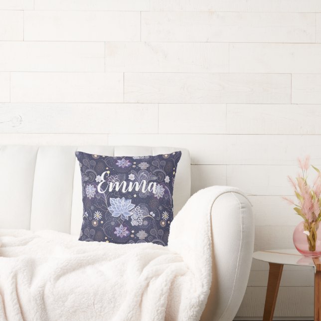 delicate flowers in white-blue pattern cushion (Couch)
