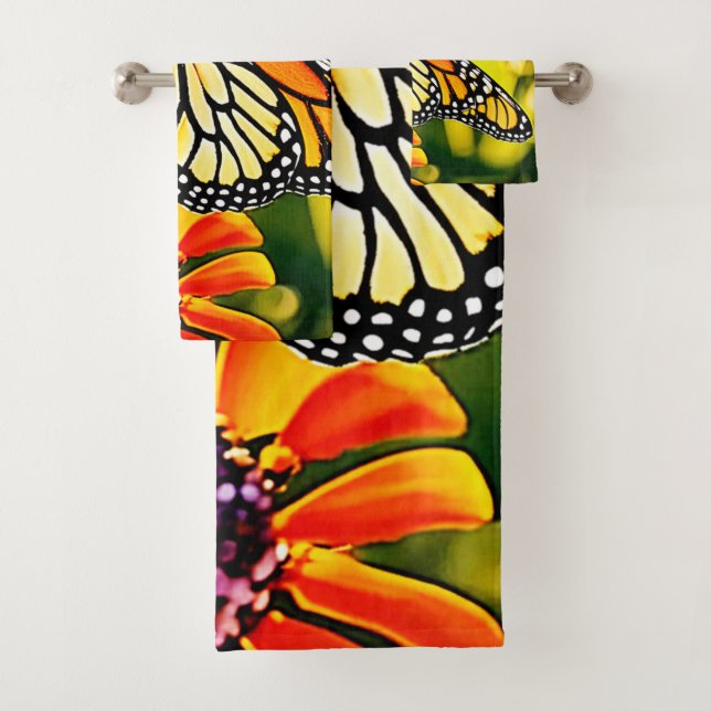 Delicate Monarch Butterfly Bloom Design Bath Towel Set (Insitu)