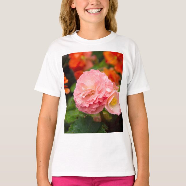 Delicate pink flower after the rain   T-Shirt (Front)
