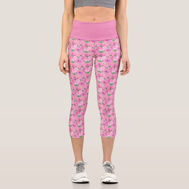 Delicate wildflower print in pink. capri leggings (Front)
