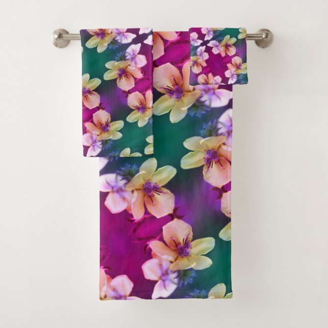 Delicate Yellow Wildflower Abstract Art Pattern  Bath Towel Set (Insitu)