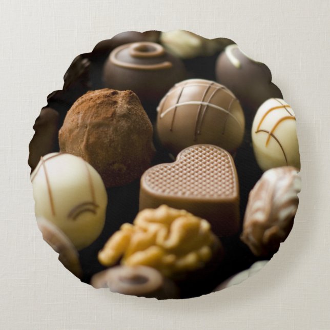 Delicious chocolate pralines round cushion (Front)