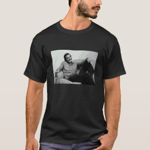 Deliverance Actor Burt Reynolds Boogie Nights 1973 T-Shirt