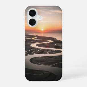 Delta Vintage au Coucher du Soleil iPhone 16 Case
