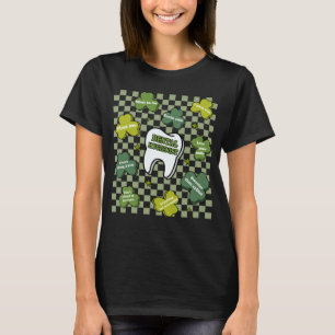 Dental Hygienist St Patrick s Day 2023 Teeth Shamr T-Shirt