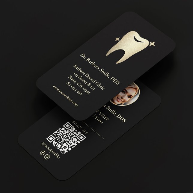 Dentist Dental Implant Cosmetic Elegant Black Gold Business Card (Dentist Dental Implant Cosmetic Elegant Black Gold Business Card
)