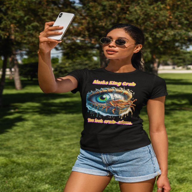 Depths of Deception A Crabs Lair Within an Eye T-Shirt (Creator Uploaded)