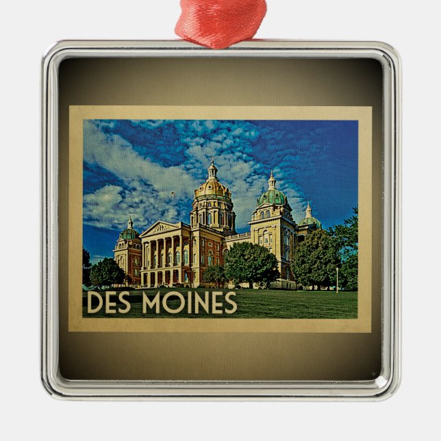 Des Moines Iowa Vintage Travel Ornament (Front)