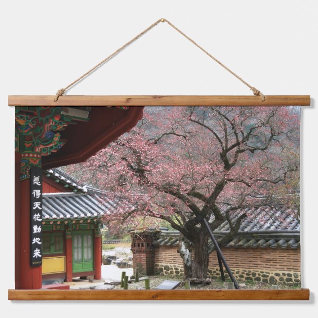 Designed with a photograph of South Korea, horizon Hanging Tapestry (Front)