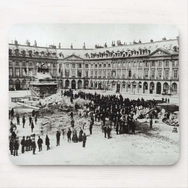 Destruction of the Vendome Column Mouse Mat (Front)