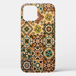 Detail of the traditional tiles (azulejos) from fa iPhone 12 case