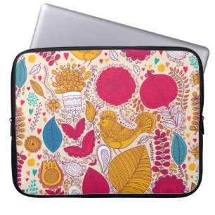 Detailed Vintage Floral Pattern Design Laptop Sleeve