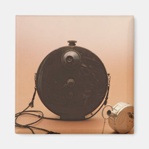 Detective cameras magnet