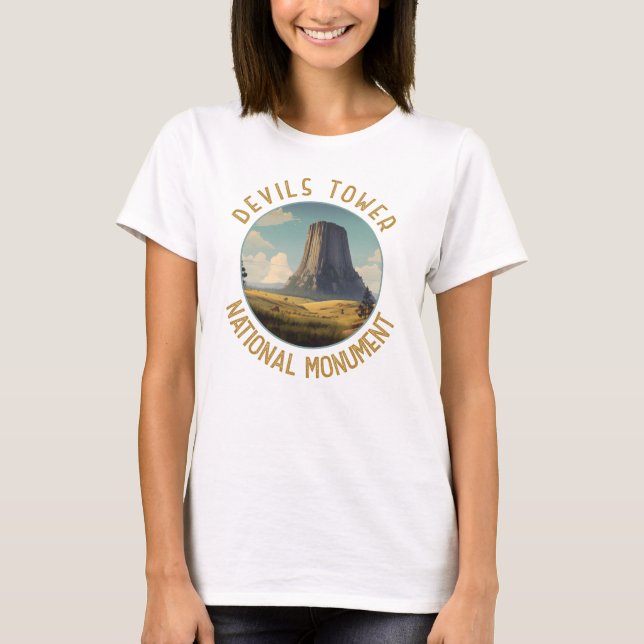 Devils Tower National Monument Distressed Circle T-Shirt (Front)
