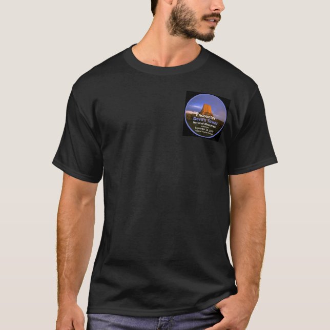 Devil's Tower WYOMING T-Shirt (Front)