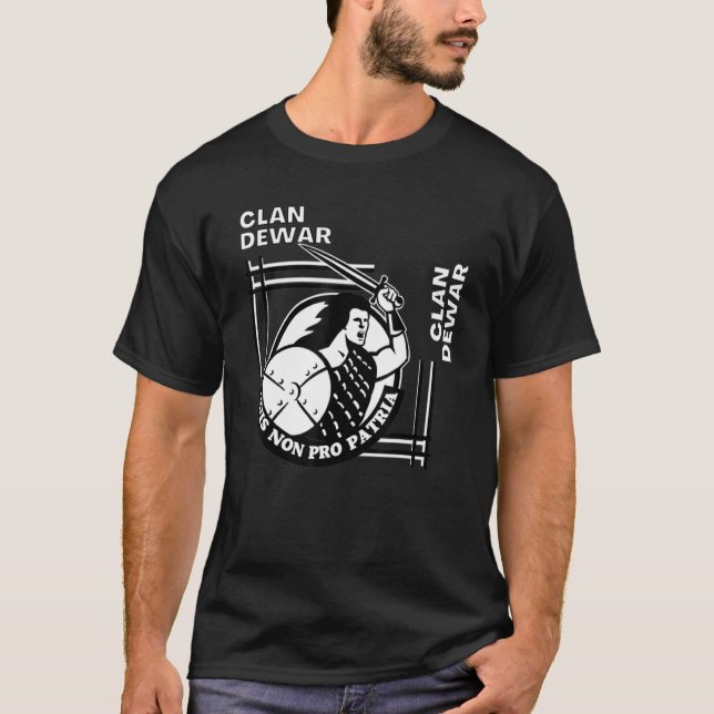 Dewar Clan Gaelic Motto Swordsman T-Shirt (Front)