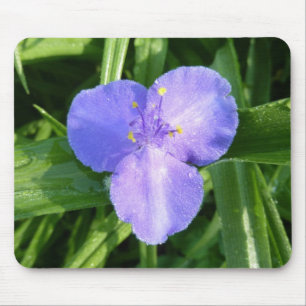 Dewy Trillium Spring Wildflower Mouse Mat