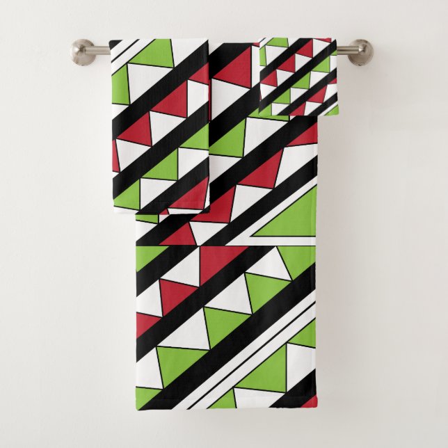 Diagonal Stripes Geometric Triangles Pattern Bath Towel Set (Insitu)