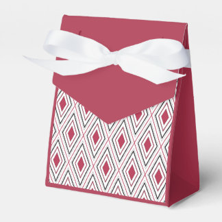 Diamond geometry red black and white favour box