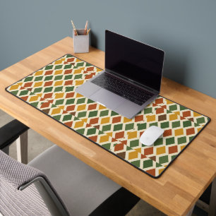 Diamond Grid Geometric - 70s Retro Lattice Desk Mat