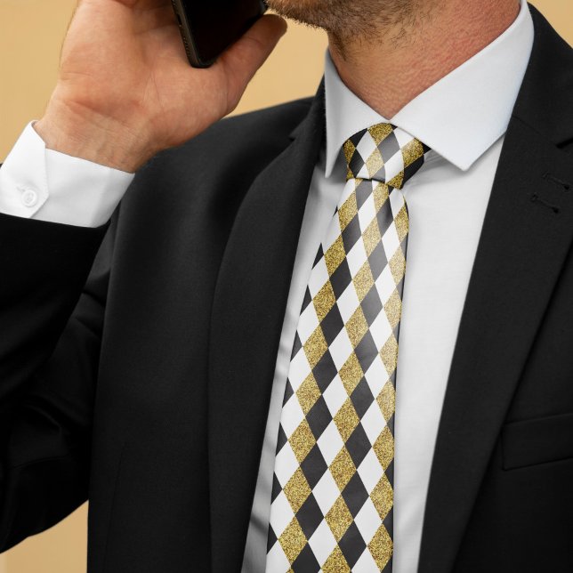 Diamond Pattern Background With A Gold Glitter Tie (Creator Uploaded)