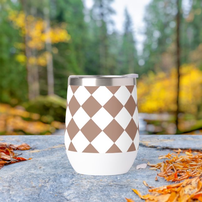 Diamond Pattern in White and Mocha Mousse (Outdoor)